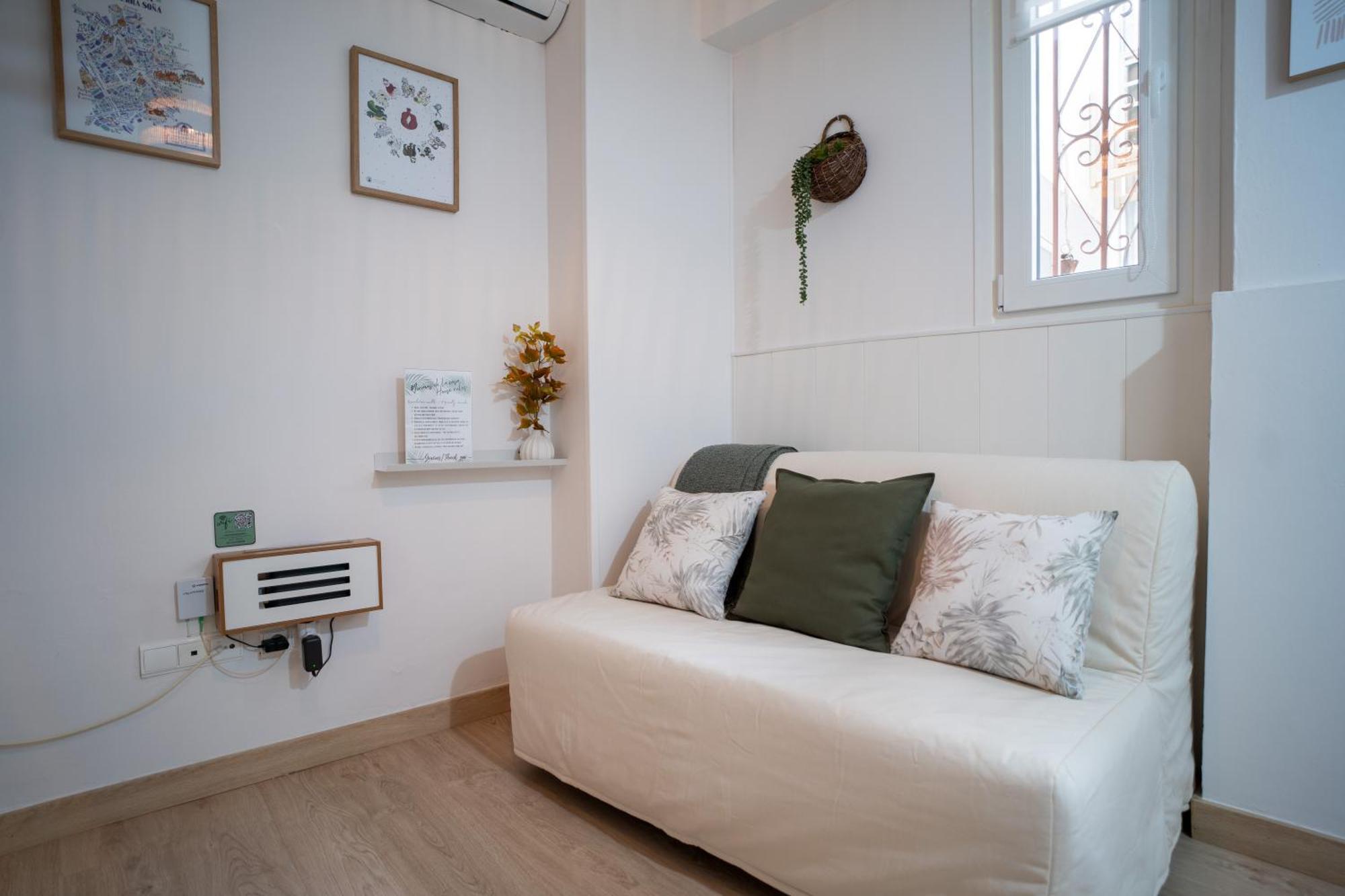 Apartamento En El Corazon De Granada - Cochera Екстериор снимка